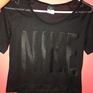 Nike Crop Top